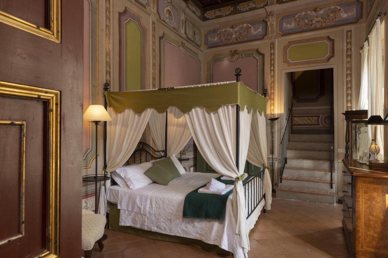 Castello Costaguti Hotel Roccalvecce Екстериор снимка