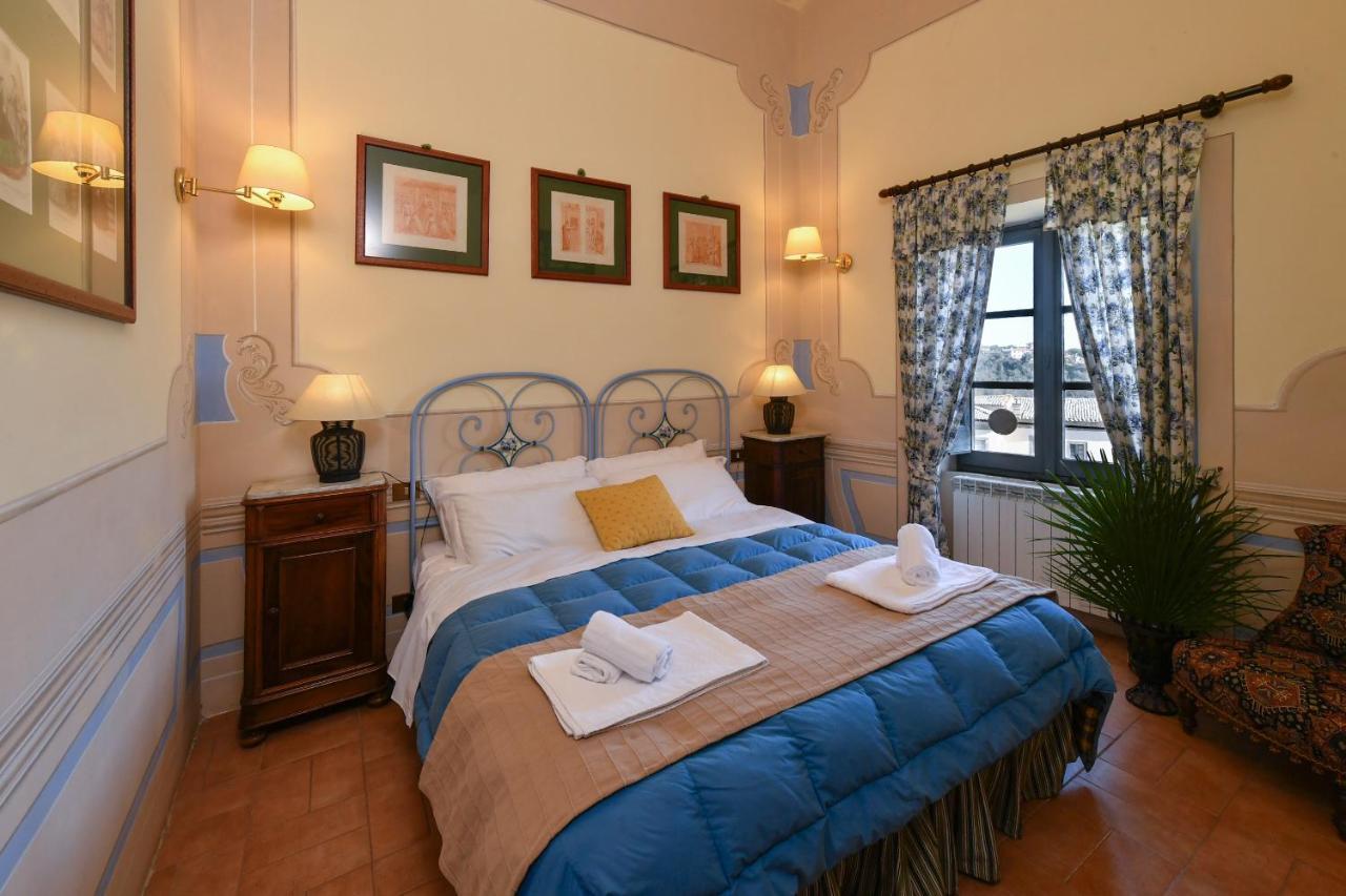 Castello Costaguti Hotel Roccalvecce Екстериор снимка