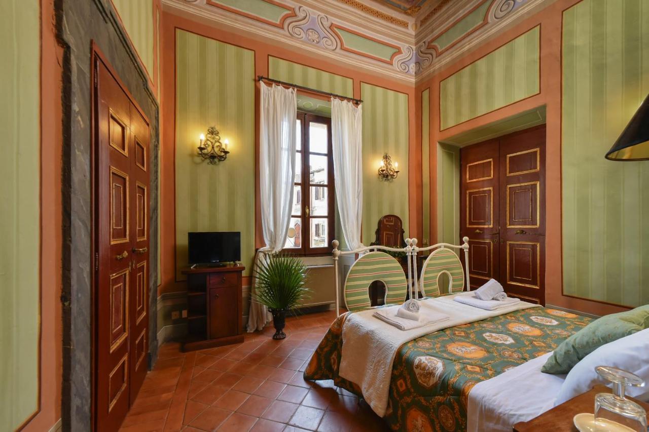 Castello Costaguti Hotel Roccalvecce Екстериор снимка