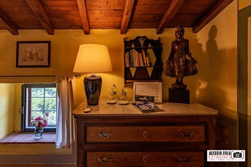 Castello Costaguti Hotel Roccalvecce Екстериор снимка